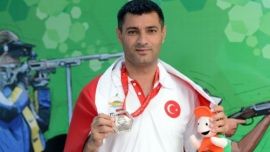 GÖKSUN'LU YUSUF DİKEÇ'TEN "ALTIN" VURUŞ